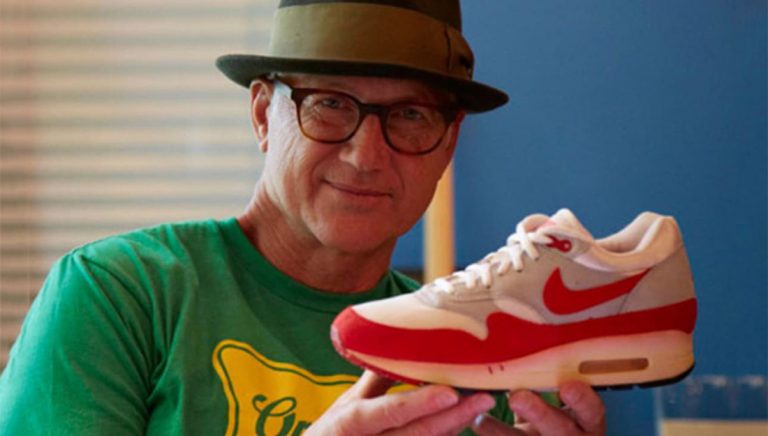 Știi cine e Tinker Hatfield?