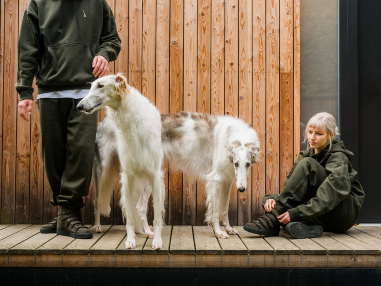 Nike x Billie Eilish: O colecție cu o suprapunere pe un diagnostic plin de mituri